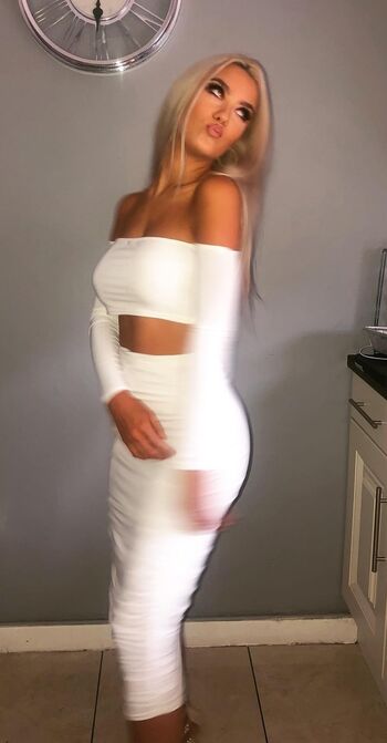 Jodie L
