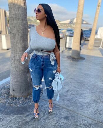 Leaked Johanna leia private photo viral onlyfans