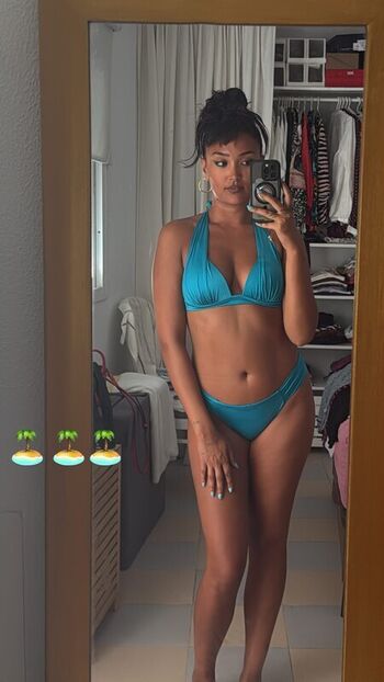 Joy Crookes