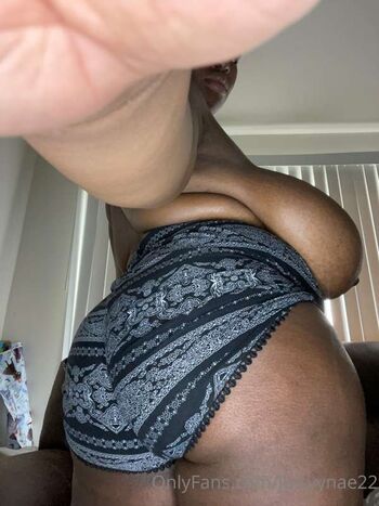 Juicyynae22