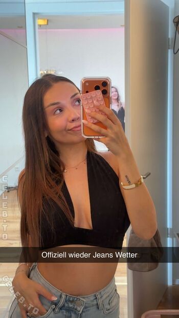 Leaked Julesboringlife page private photo viral onlyfans