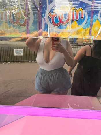 Leaked Julesyfoolsy private photo viral onlyfans