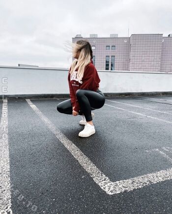 Julia_2122