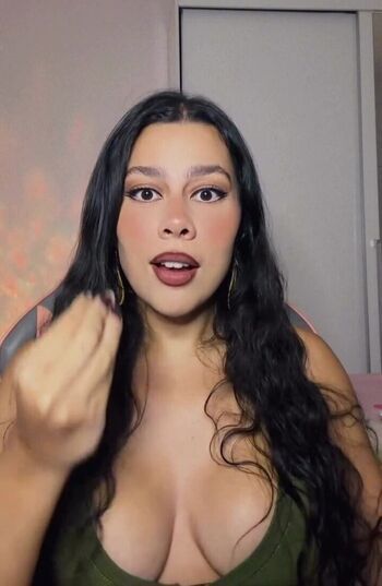 Leaked Julia alvarenga private photo viral onlyfans
