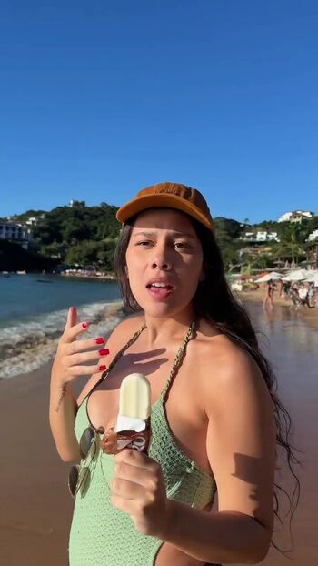 Leaked Julia alvarenga private photo viral onlyfans