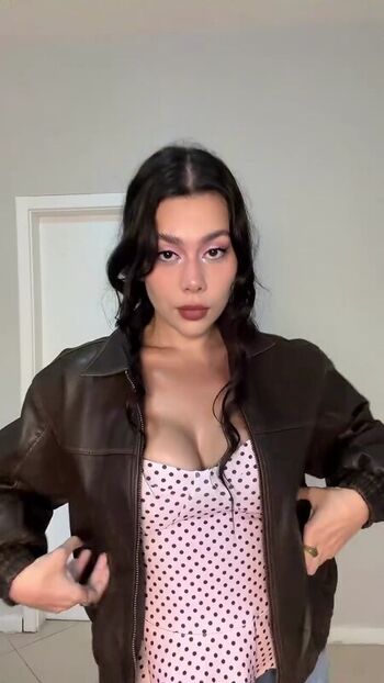 Leaked Julia alvarenga private photo viral onlyfans