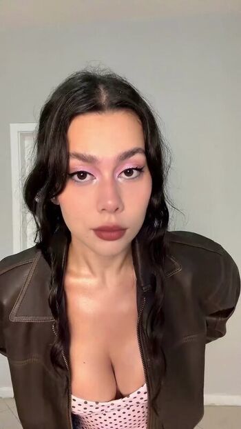 Julia_alvarengaa