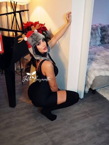 Julia Bayonetta
