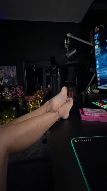 Leaked Julia bayonetta pieds private photo viral onlyfans