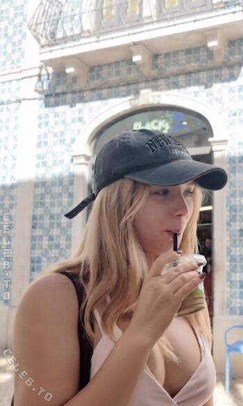 Leaked Julia beautx private photo viral onlyfans