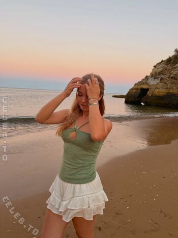 Leaked Julia beautx private photo viral onlyfans