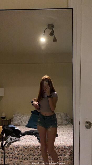 Leaked Julia evelina rose private photo viral onlyfans
