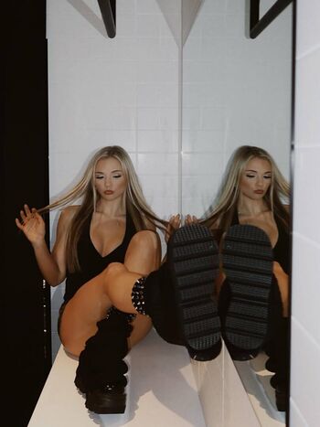 Leaked Julia hart private photo viral onlyfans