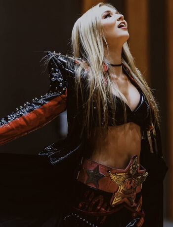 Julia Hart