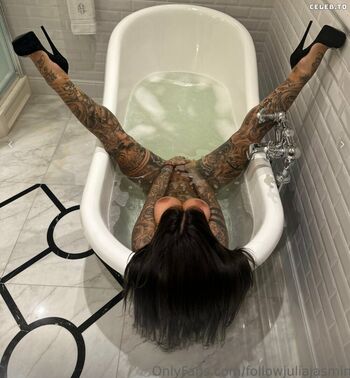 Julia Jasmin Ruhle