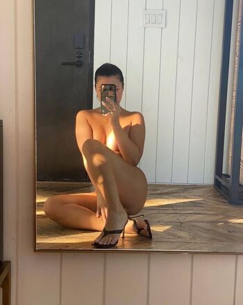 Julia Kelly