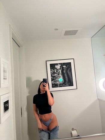 Leaked Julia kelly page private photo viral onlyfans
