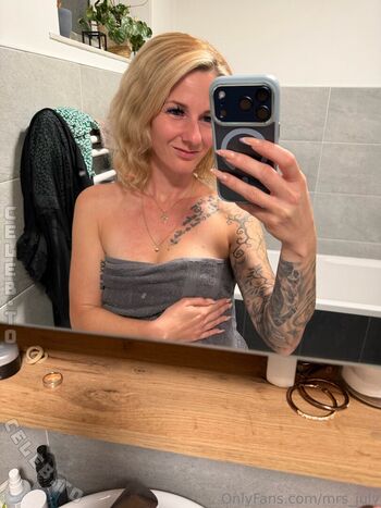 Leaked Julia kern page private photo viral onlyfans