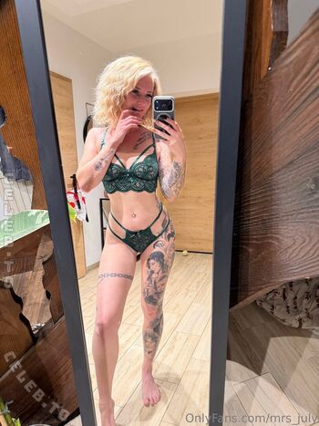 Leaked Julia kern private photo viral onlyfans