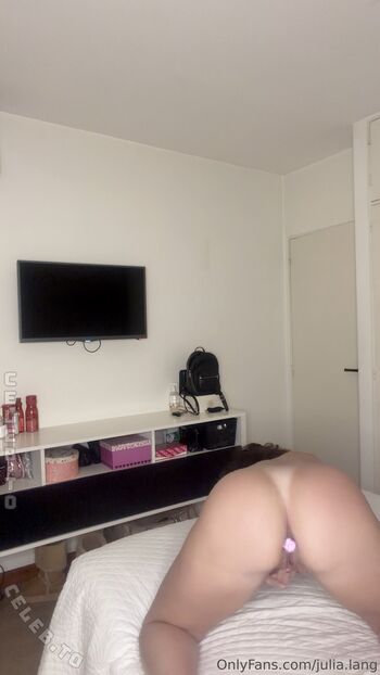 Leaked Julia lang private photo viral onlyfans
