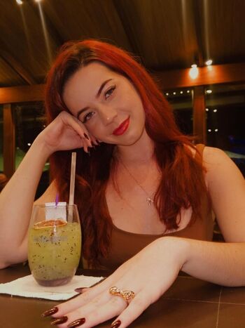 Leaked Julia linhares private photo viral onlyfans
