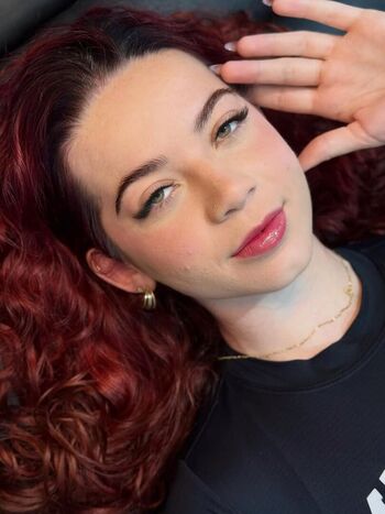 Leaked Julia linhares private photo viral onlyfans