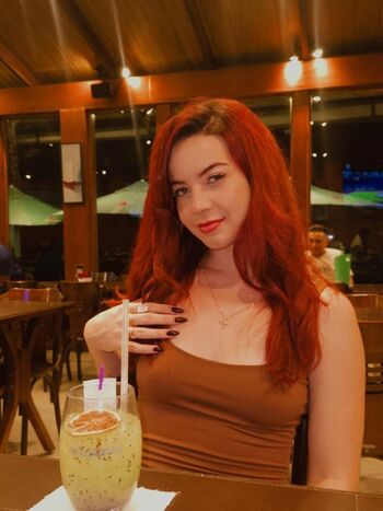 Leaked Julia linhares private photo viral onlyfans