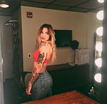Leaked Julia michaels private photo viral onlyfans