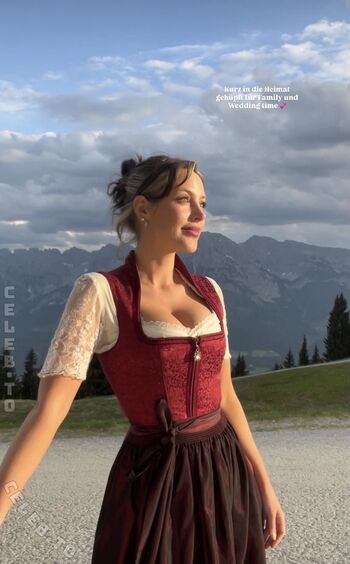 Leaked Julia nageler private photo viral onlyfans