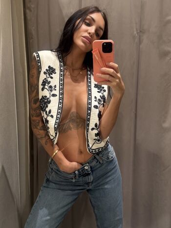 Julia Paredes