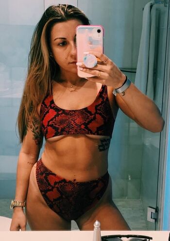 Julia Rezes