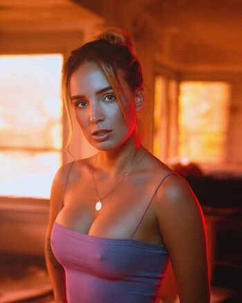 Leaked Julia roemmel private photo viral onlyfans