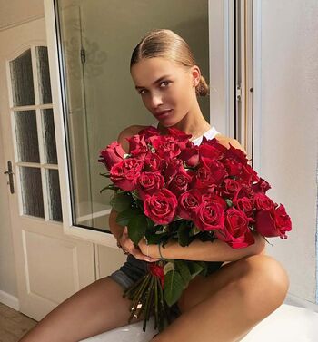 Leaked Julia surys private photo viral onlyfans