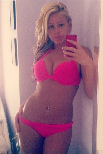 Julia Zee