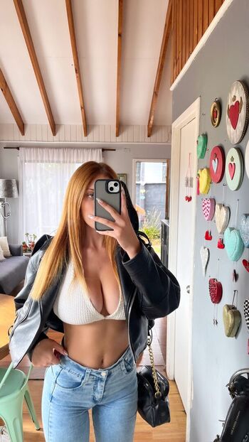 Leaked Julianalynnu private photo viral onlyfans