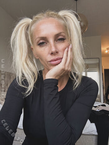 Leaked Julie moon private photo viral onlyfans