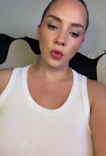 Julie Ofcharsky
