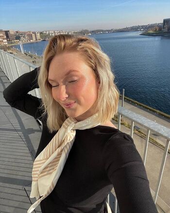 Julie Skov