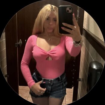 julievelazq