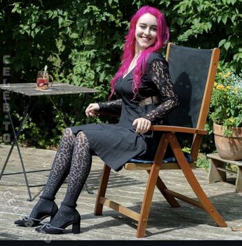 Leaked Juliversal private photo viral onlyfans