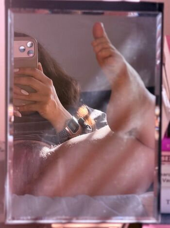 Leaked Justbecauseiloveit private photo viral onlyfans