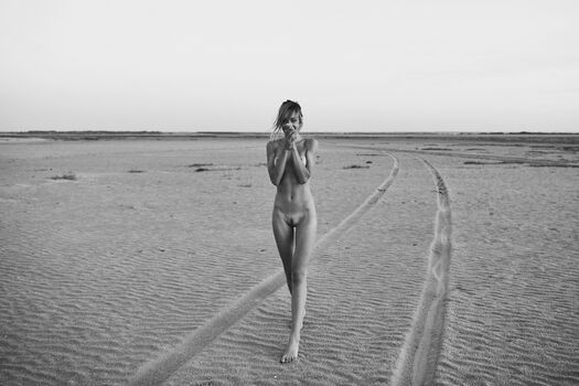 Justine Nicolas
