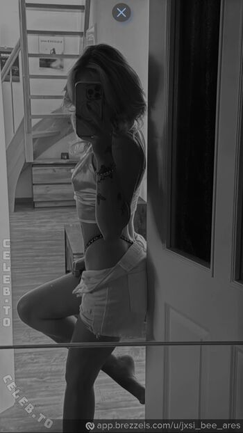 Leaked Jxsi bee ares  page private photo viral onlyfans