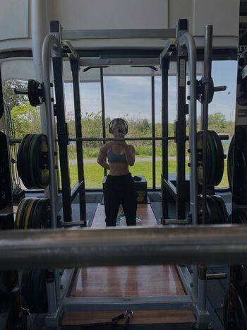 Leaked Kadie lifts private photo viral onlyfans
