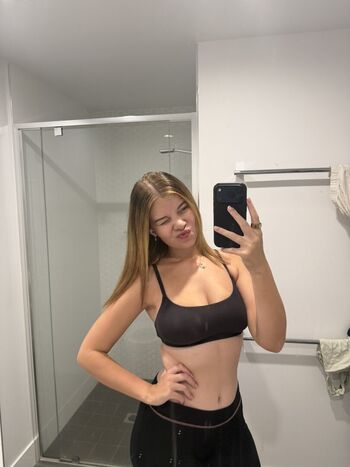Leaked Kailaisnotfamous private photo viral onlyfans