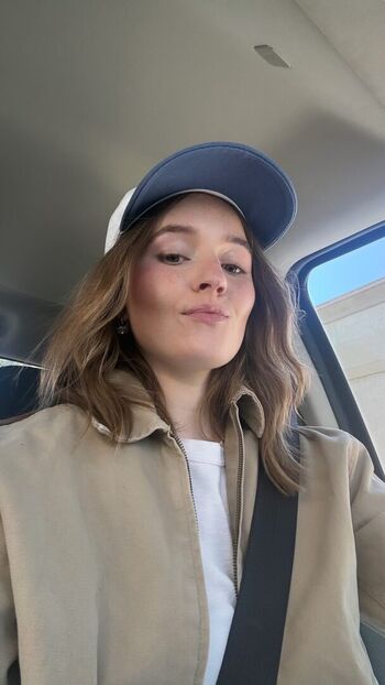 Leaked Kaitlyn dever private photo viral onlyfans