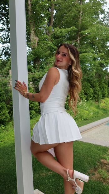 Kaitlyn Krems