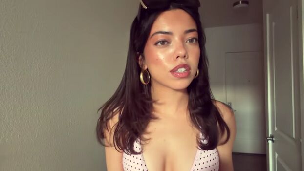 Kaitlynn Rhenea Asmr