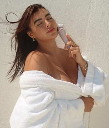 Leaked Kalani hilliker private photo viral onlyfans