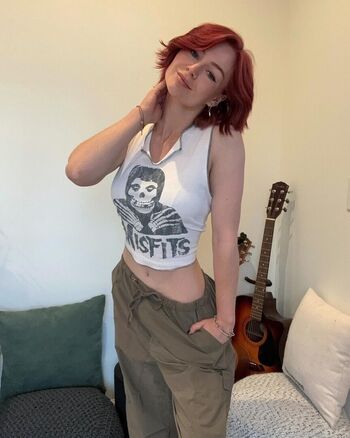 Leaked Kallmekris private photo viral onlyfans